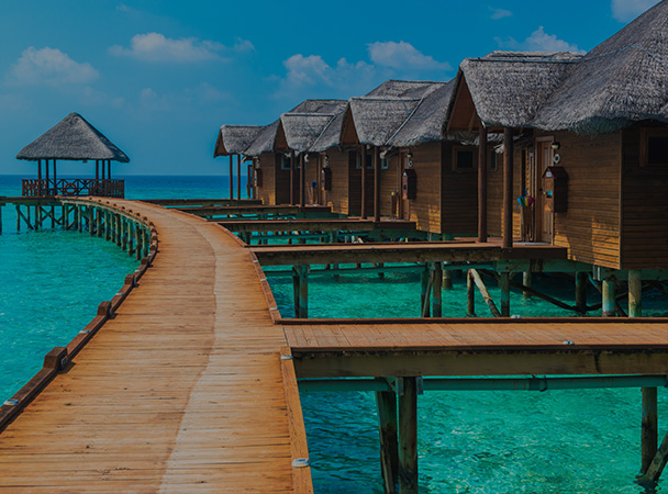 HOTELS & VILLAS